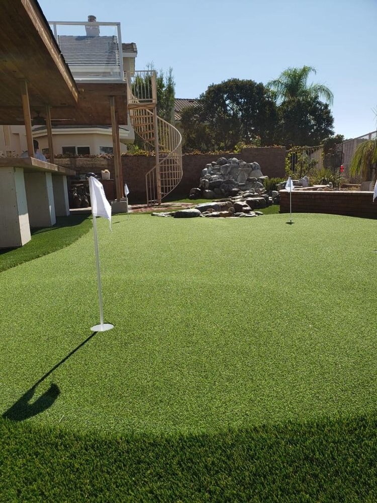Artificial grass putting green in San Diego, CA by TurboSurfacing