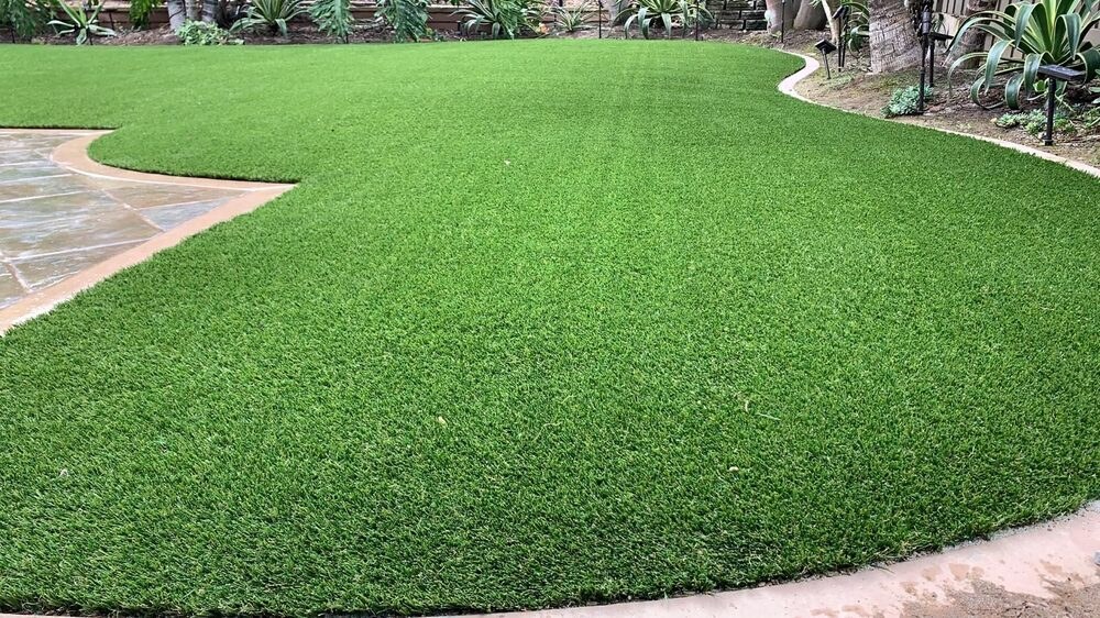 Artificial grass putting green in San Diego, CA by TurboSurfacing