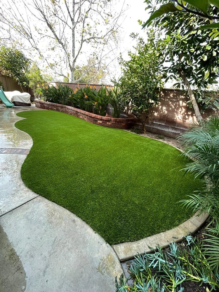 Artificial grass residential backyard in San Diego, CA by TurboSurfacing
